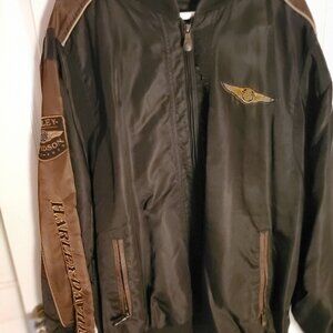 listing-status-banner